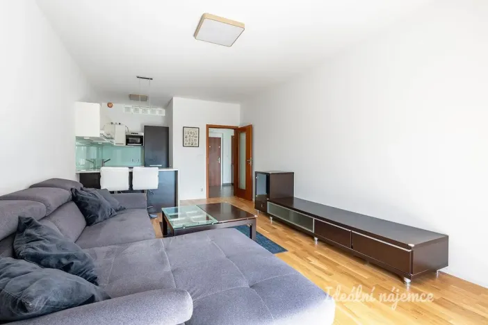Pronájem bytu 2+kk, Praha - Smíchov, Jeřabinová, 53 m2