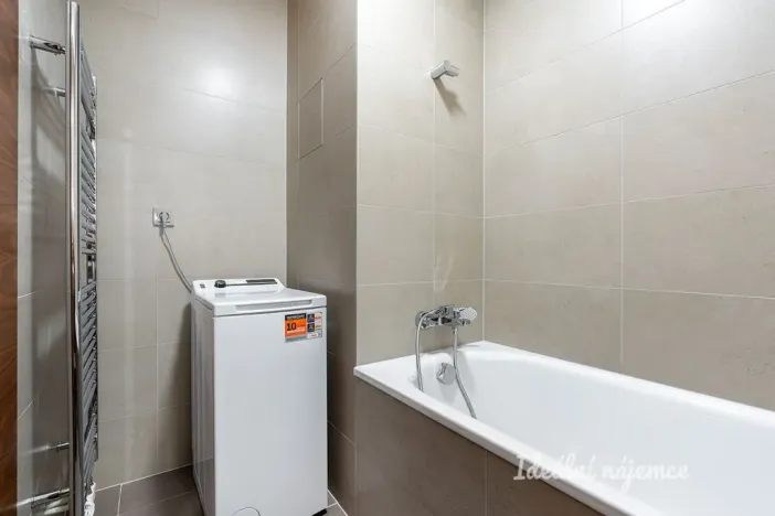 Pronájem bytu 2+kk, Praha - Smíchov, Jeřabinová, 53 m2