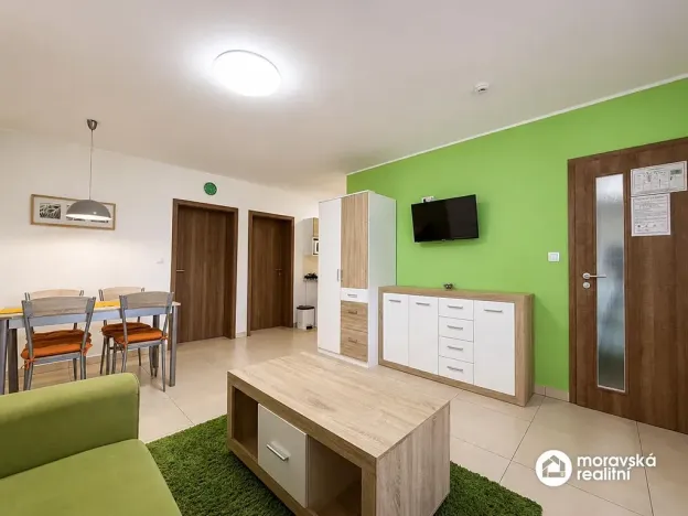 Prodej ubytování, Jevišovka, 241 m2
