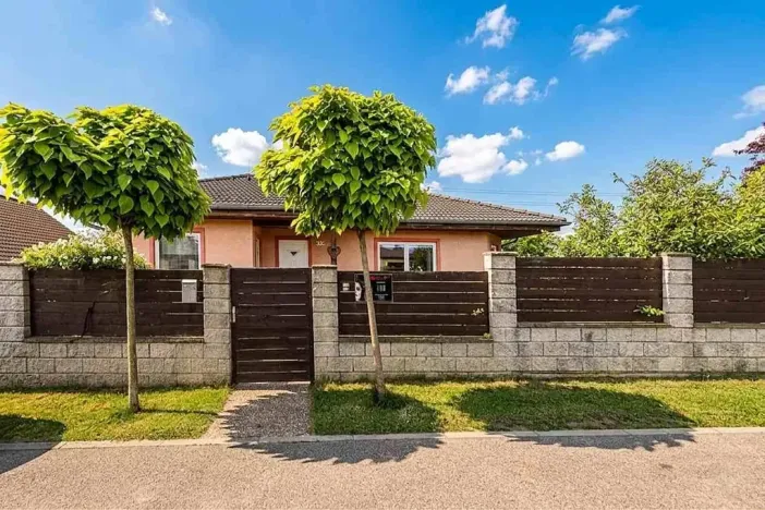 Prodej rodinného domu, Odolena Voda, Za Klokočkou, 138 m2