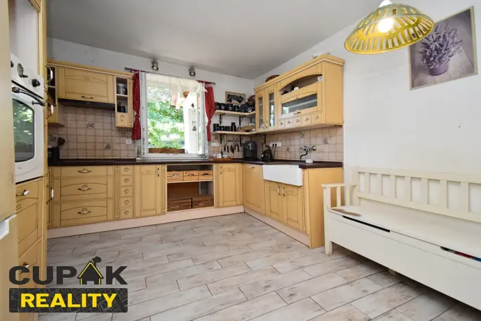 Prodej rodinného domu, Libchavy, 280 m2