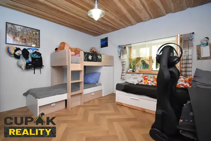 Prodej rodinného domu, Libchavy, 280 m2