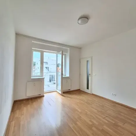 Pronájem bytu 2+1, Praha - Smíchov, Podbělohorská, 42 m2