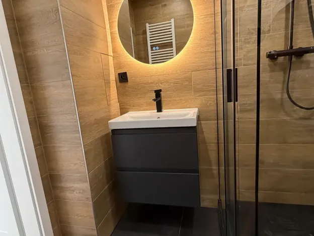 Pronájem bytu 2+kk, Praha - Břevnov, Bělohorská, 47 m2