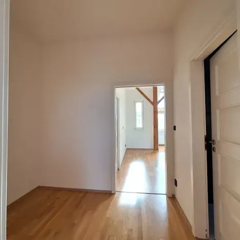 Pronájem bytu 1+1, Praha - Žižkov, Roháčova, 60 m2