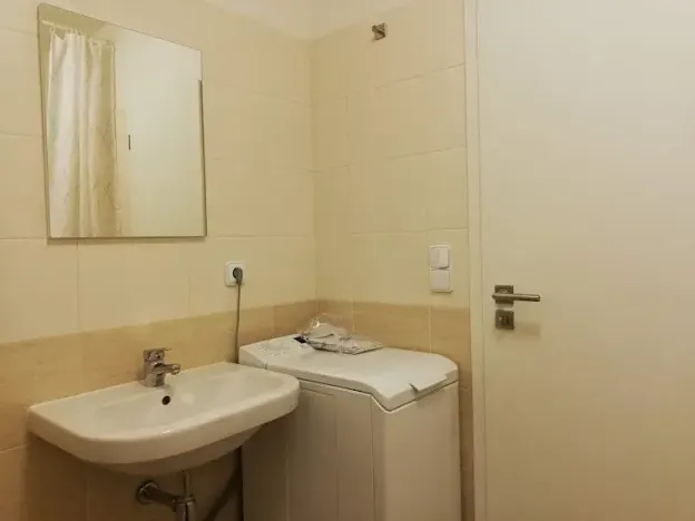 Pronájem bytu 2+kk, Praha - Vršovice, Karpatská, 57 m2
