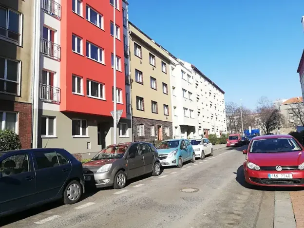 Pronájem bytu 2+kk, Praha - Vršovice, Karpatská, 57 m2