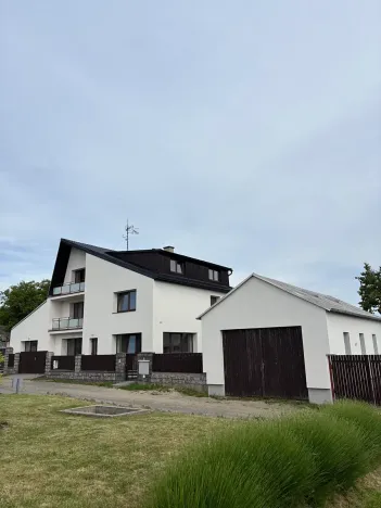Pronájem bytu 3+1, Přáslavice, 150 m2