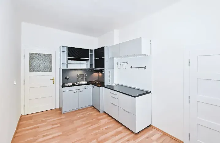 Pronájem bytu 2+kk, Praha - Nusle, U křížku, 45 m2