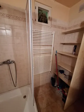 Pronájem obchodního prostoru, Praha - Vysočany, Novovysočanská, 160 m2
