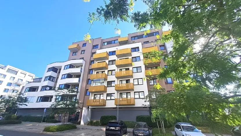 Prodej bytu 2+kk, Praha - Dolní Měcholupy, Honzíkova, 83 m2