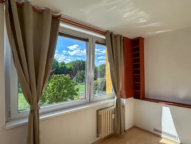 Pronájem bytu 2+kk, Praha, Janovská, 50 m2