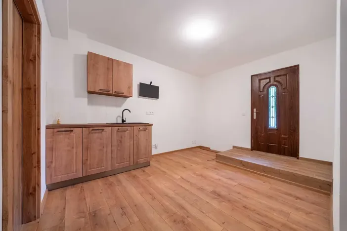 Pronájem obchodního prostoru, Plzeň, Dvorní, 127 m2