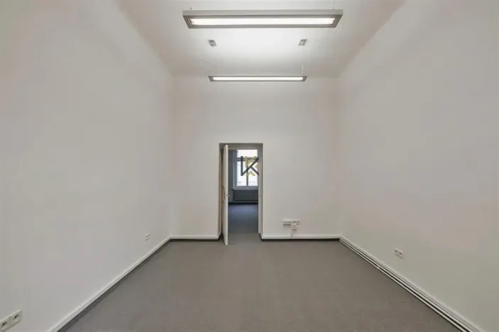 Pronájem kanceláře, Praha, Klimentská, 228 m2