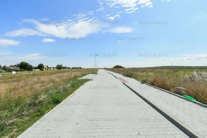 Prodej pozemku pro bydlení, Slaný, 915 m2