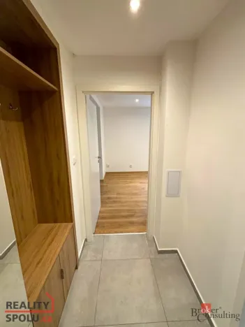 Pronájem bytu 2+1, Lovosice, Resslova, 48 m2