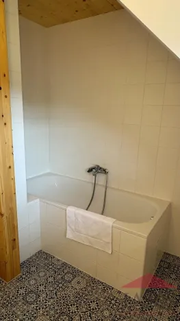 Prodej rodinného domu, Srní, 239 m2