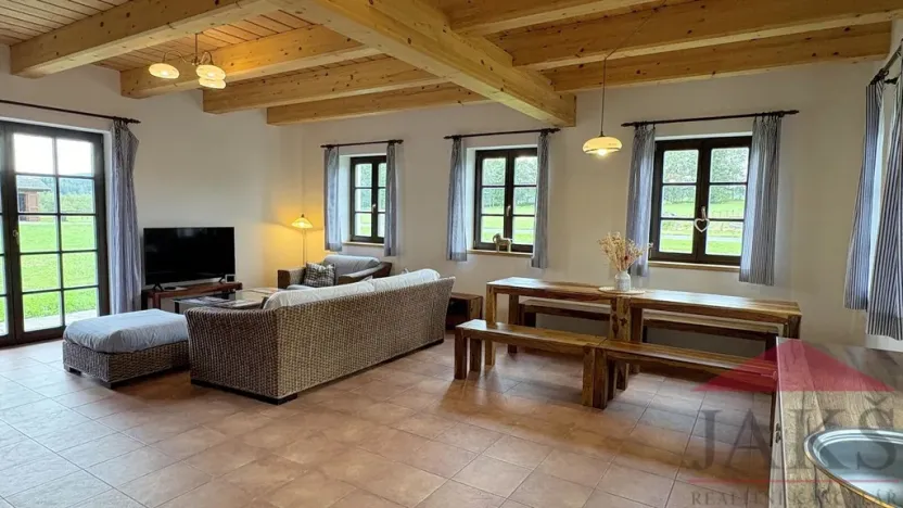 Prodej rodinného domu, Srní, 187 m2