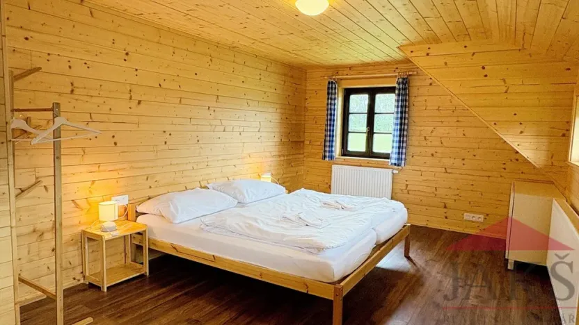 Prodej rodinného domu, Srní, 187 m2