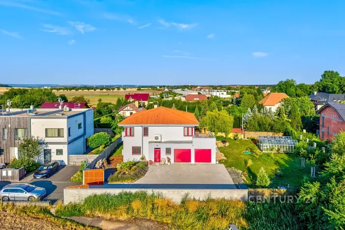 Prodej rodinného domu, Bašť, Břežanská, 246 m2