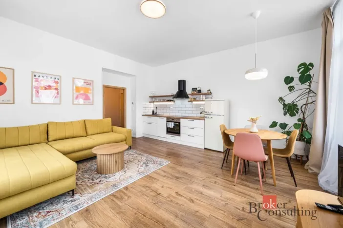 Prodej bytu 2+kk, Sušice - Sušice II, Gabrielova, 48 m2