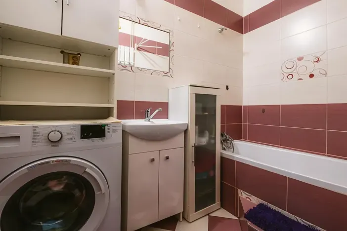 Prodej bytu 2+1, Třebíč, Václavské nám., 51 m2