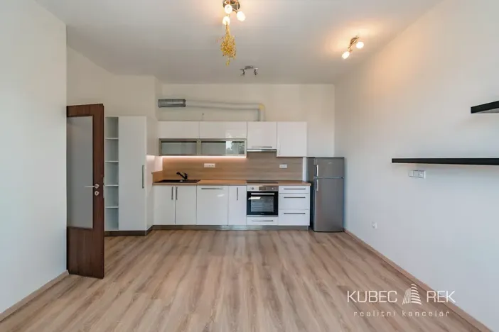 Pronájem bytu 2+kk, Tábor, Politických vězňů, 47 m2