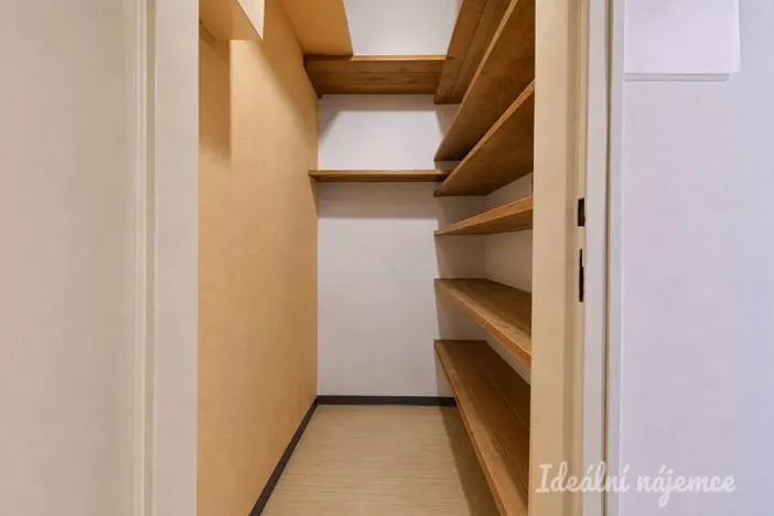 Pronájem bytu 2+1, Brno, Brožíkova, 56 m2