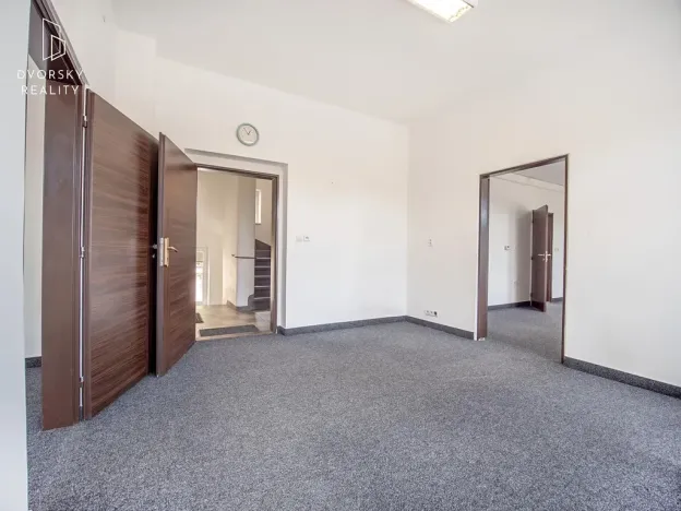 Prodej kanceláře, Mladá Boleslav, Ptácká, 305 m2
