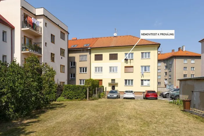 Pronájem bytu 2+1, Pardubice - Bílé Předměstí, Polská, 60 m2