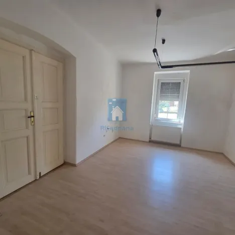 Pronájem kanceláře, Plzeň, Lobezská, 40 m2
