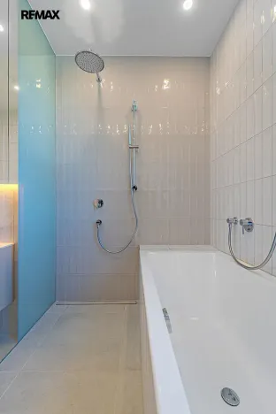 Prodej bytu 3+kk, Slaný, Navrátilova, 77 m2