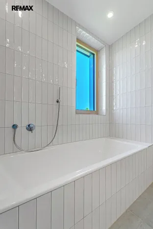 Prodej bytu 3+kk, Slaný, Navrátilova, 77 m2