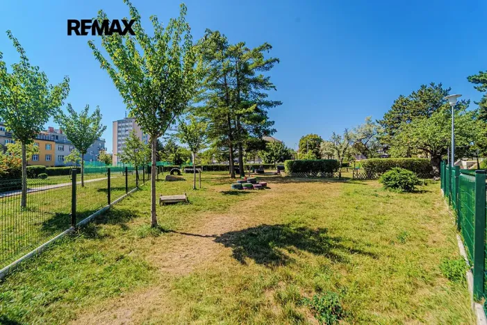 Prodej bytu 3+kk, Slaný, Navrátilova, 77 m2