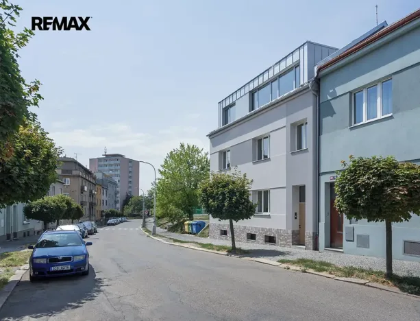 Prodej bytu 3+kk, Slaný, Navrátilova, 77 m2