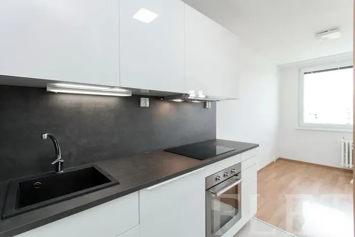 Prodej bytu 3+1, Praha - Stodůlky, Brdičkova, 76 m2