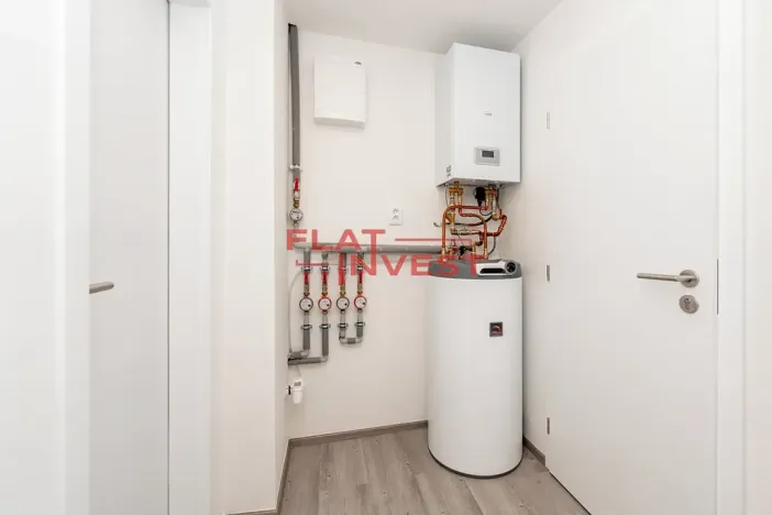 Pronájem bytu 1+kk, Praha - Vokovice, Kladenská, 21 m2