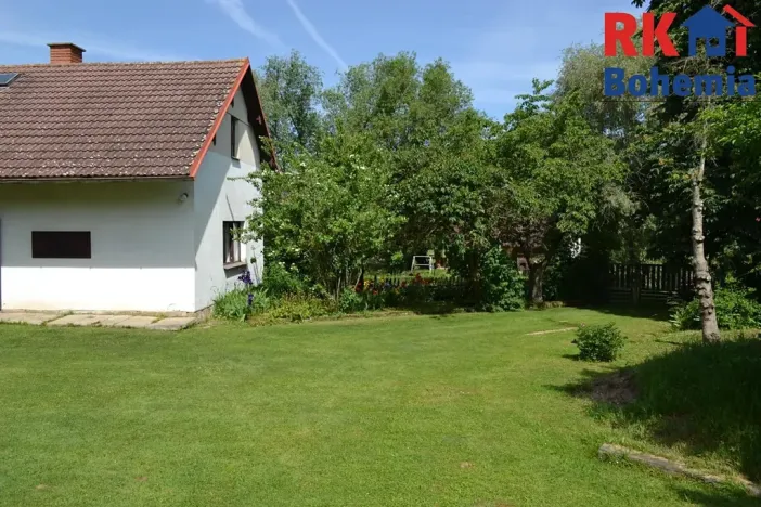 Prodej chalupy, Cholenice, 120 m2
