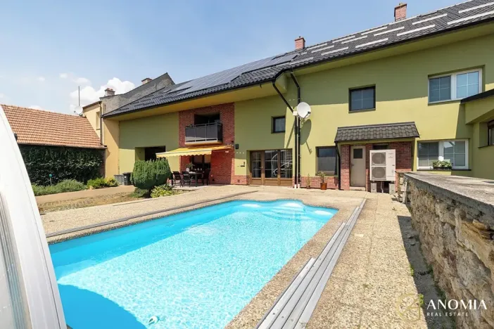 Prodej rodinného domu, Tučín, 332 m2