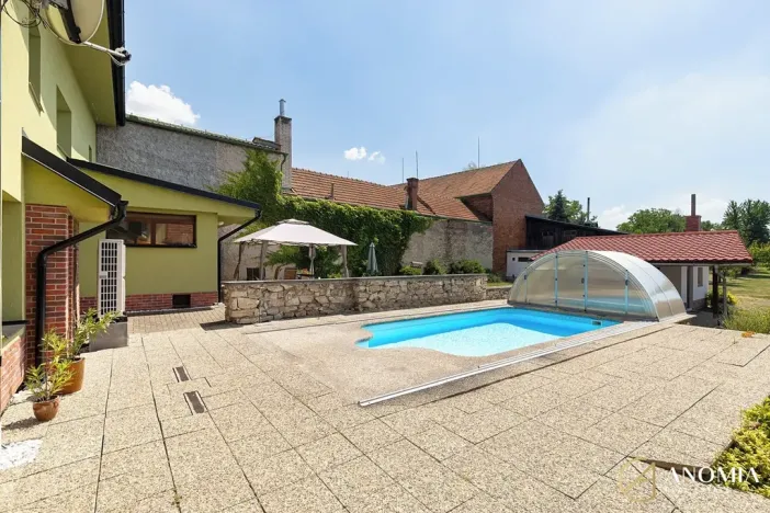 Prodej rodinného domu, Tučín, 332 m2