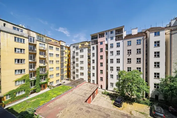 Prodej bytu 3+1, Praha - Holešovice, Janovského, 110 m2