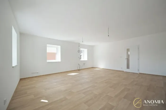 Prodej bytu 3+kk, Trhová Kamenice, Raisovo náměstí, 89 m2