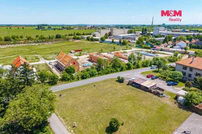 Prodej pozemku pro bydlení, Dvory - Veleliby, 618 m2