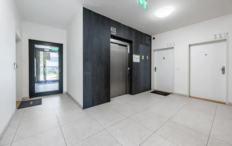 Pronájem bytu 2+kk, Praha - Karlín, U Mlýnského kanálu, 58 m2
