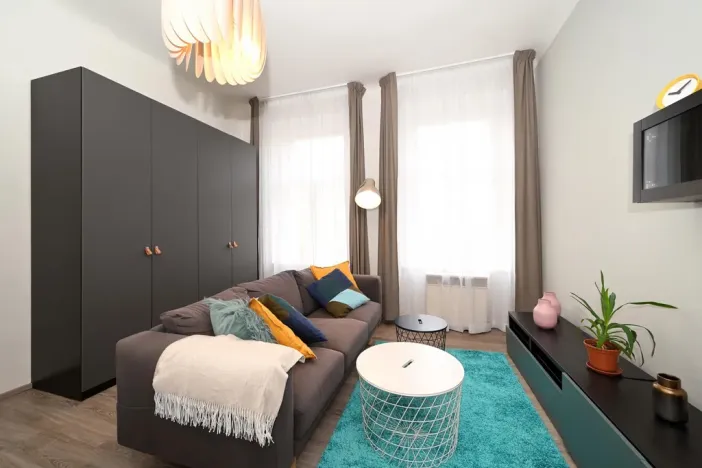 Pronájem bytu 1+1, Praha - Vršovice, Moskevská, 36 m2