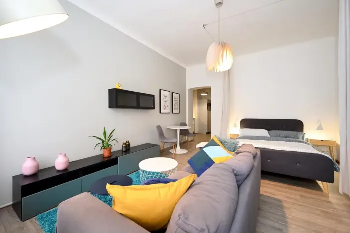 Pronájem bytu 1+1, Praha - Vršovice, Moskevská, 36 m2