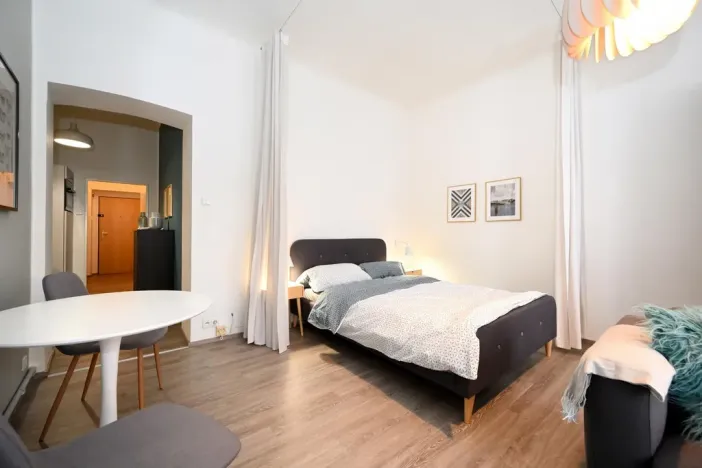Pronájem bytu 1+1, Praha - Vršovice, Moskevská, 36 m2