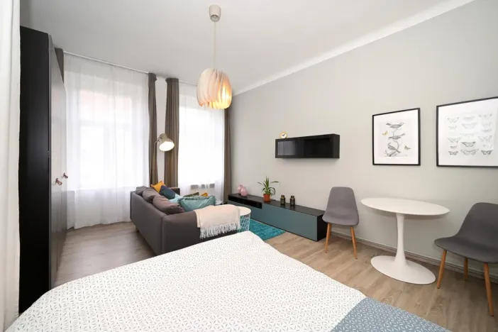 Pronájem bytu 1+1, Praha - Vršovice, Moskevská, 36 m2