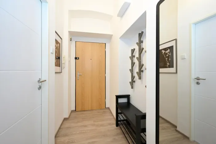 Pronájem bytu 1+1, Praha - Vršovice, Moskevská, 36 m2