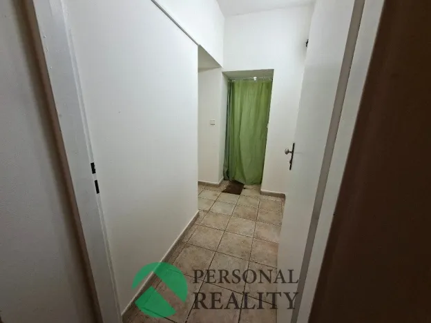 Pronájem obchodního prostoru, Rakovník, Nádražní, 8 m2